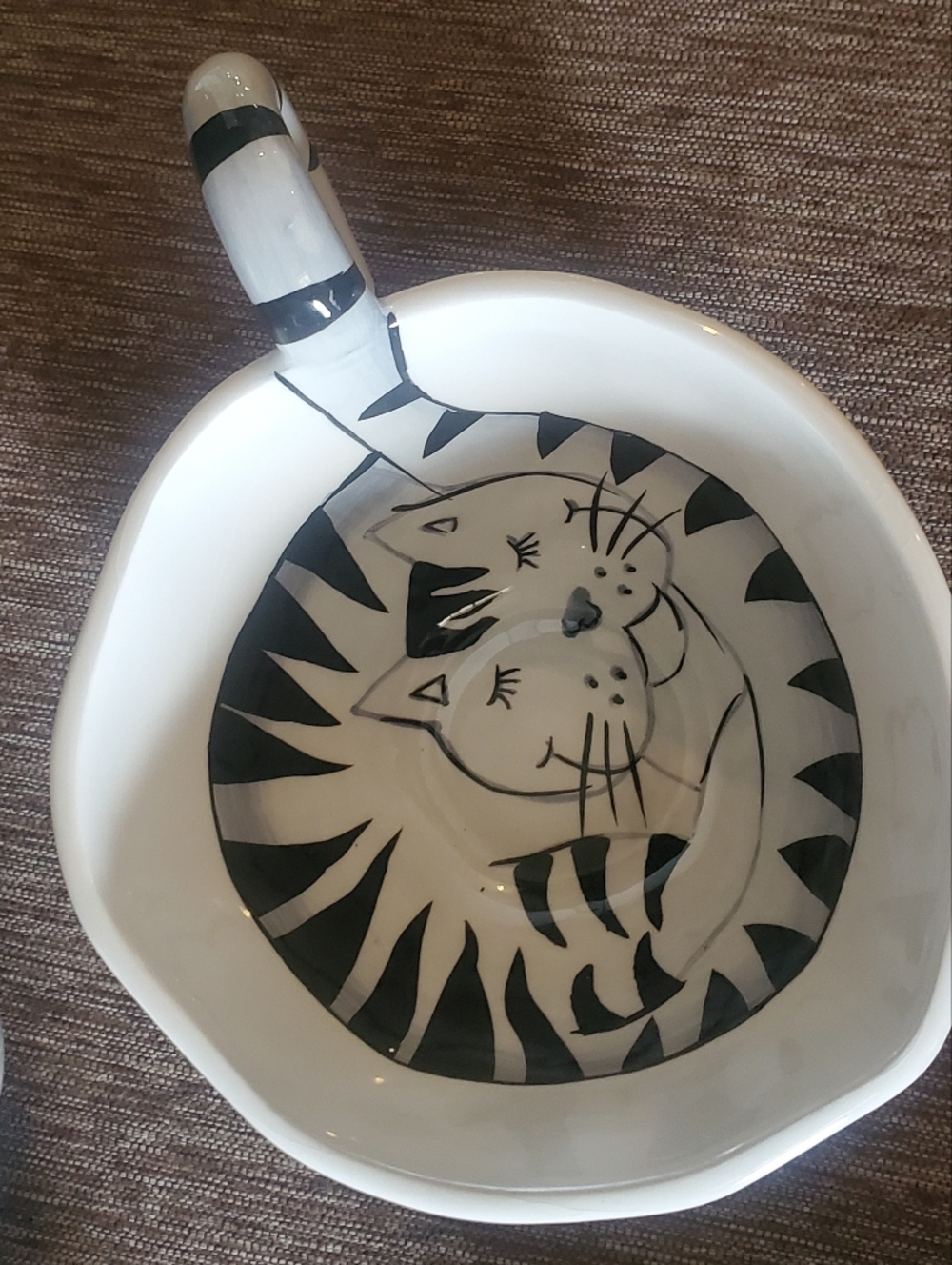 Pier 1 White and Black Cat Pattern Ceramic Bowls with Handles - Picture 5 of 8